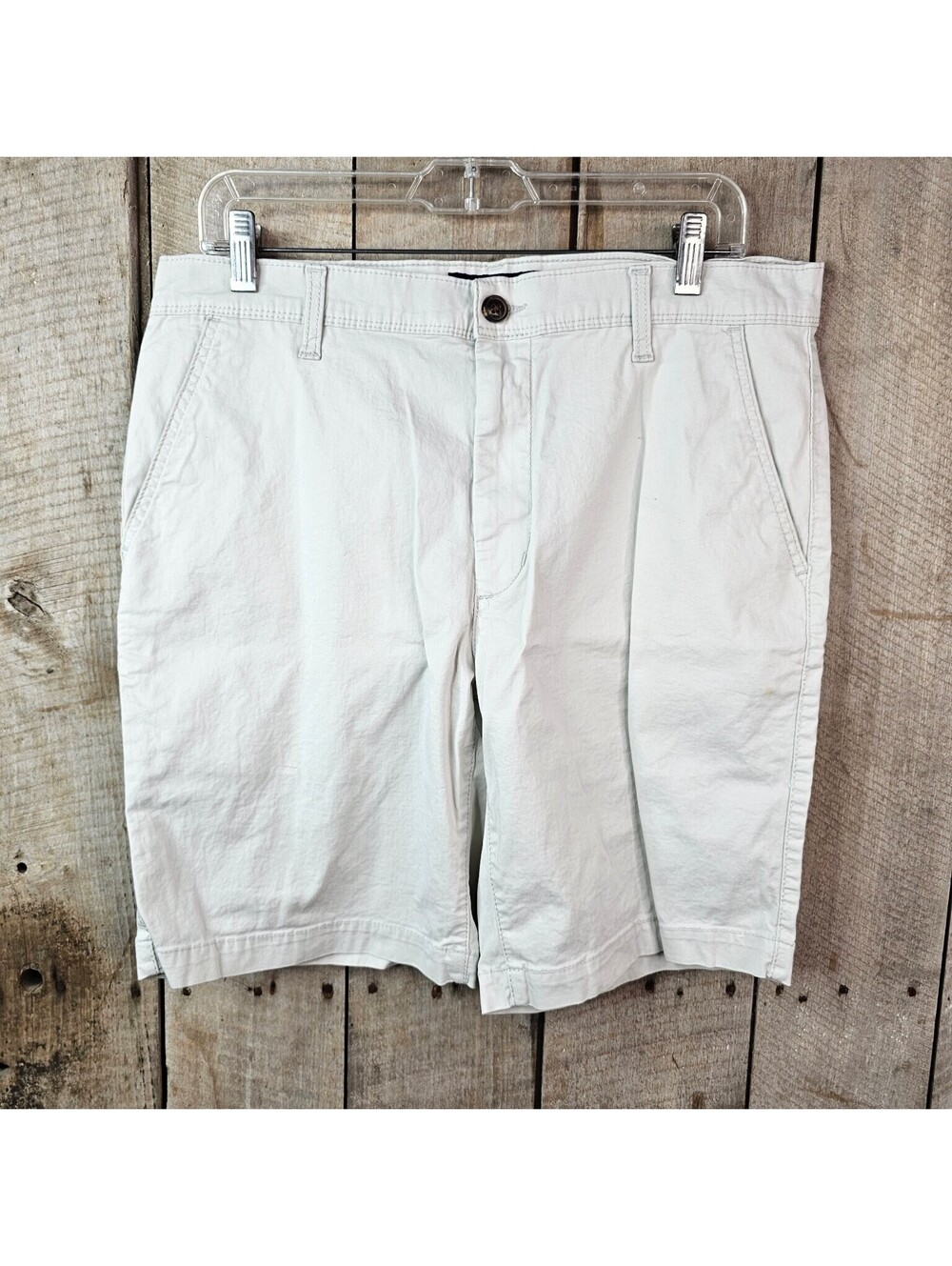 U.S. Polo Assn. Men's W33 Activate Stretch Chino Shorts Light Gray Flat Front